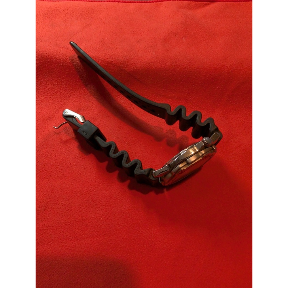 Freestyle Hammerhead XS Women's watch, model number FS84958,  New Battery